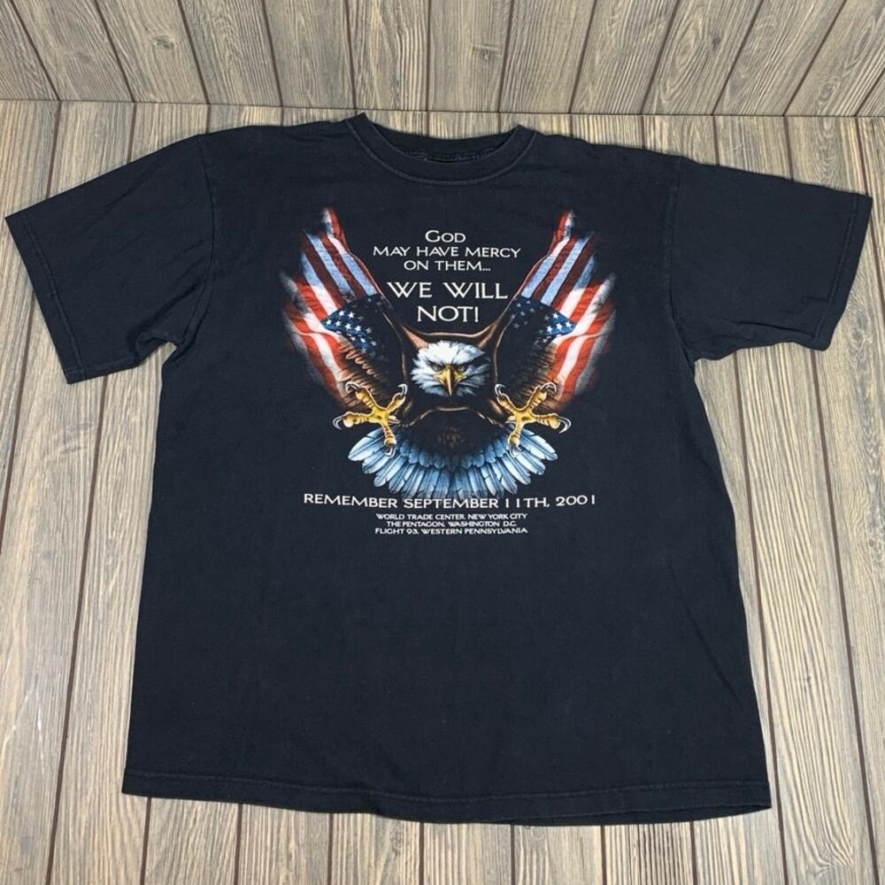Majestic Men Remember September 11 2001 Eagle Graphic Cotton T-Shirt Size XL